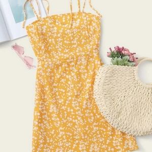 Ditsy Floral A line Dress Tie Shoulder S